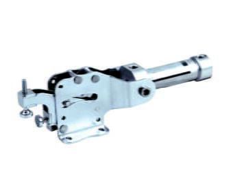 Kukamet Pneumatikspanner auf weißem Hintergrund. Der Spanner ist aus Metall. Der Körper ist quadratisch, mit einem runden Griff nach hinten. Der Fuß ist waagerecht.