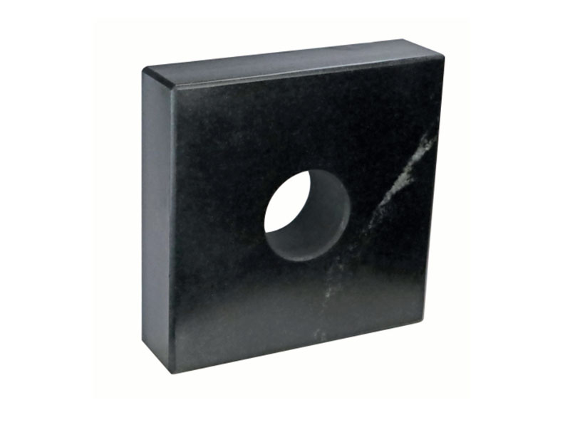 200x200x50mm Granit-Winkelnormale 90°, 4-seitig geschliffen, Güte 0 - Metav IndustryLine