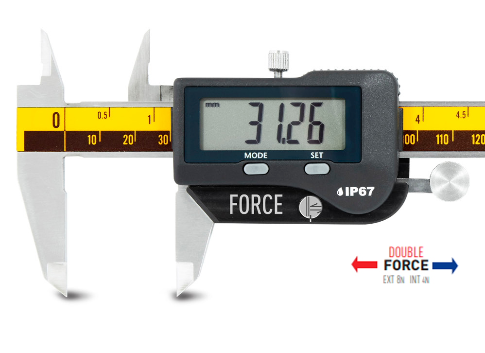 Microtech Metrology Digital Präzisionsmessschieber, IP67, Swiss Display, Frontalansicht mit 31.26mm Anzeige.