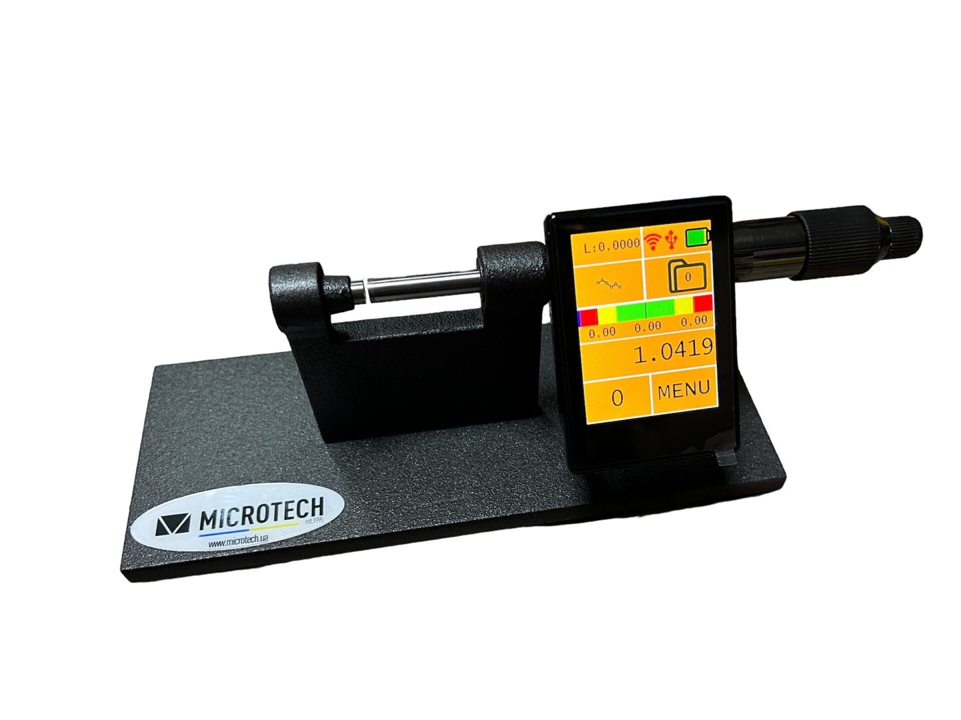 Microtech Einbaumessschraube mit Touchscreen auf schwarzem Standfuß, digitale Anzeige 1.0419mm