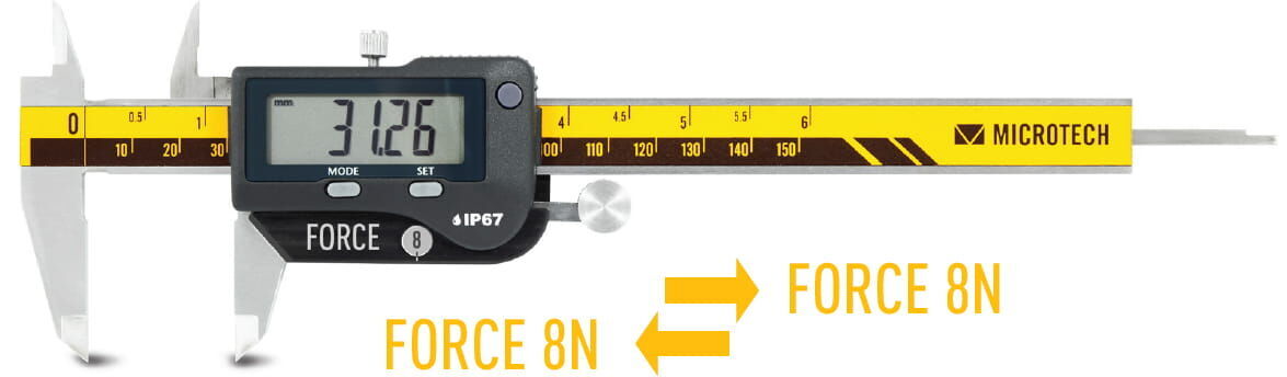 Microtech Digital-Messschieber 0-300mm: Frontalansicht, Display 31.26mm, gelber Balken, IP67-Logo