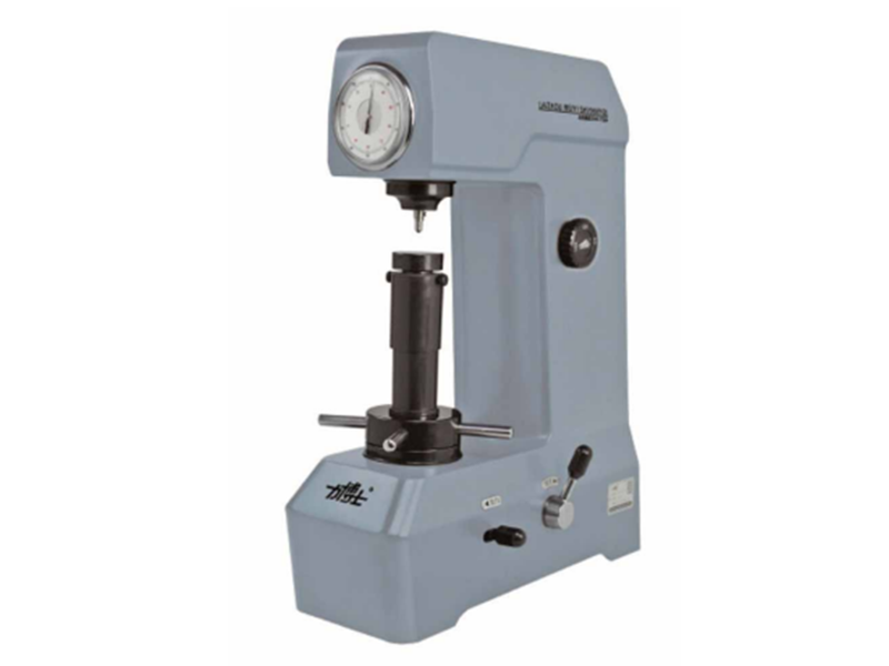 20-70HRC Rockwell Härteprüfmaschine HR-150A, Werkstückhöhe 170 mm, inklusive Vergleichsplatten und Diamant, manuelle Prüfkraft 558,4/980,7/1471N - Metav IndustryLine