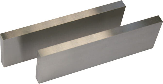 22 x 40 x 100 mm Parallel-Anschlag für Nutenbreite 22 mm, Lieferung paarweise - Metav IndustryLine
