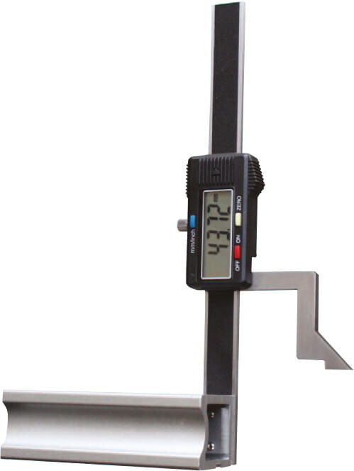 200 mm Digital Höhenreißer, Alu‑Fuß, Ablesung 0,01 mm, einfache Ausführung - Metav IndustryLine