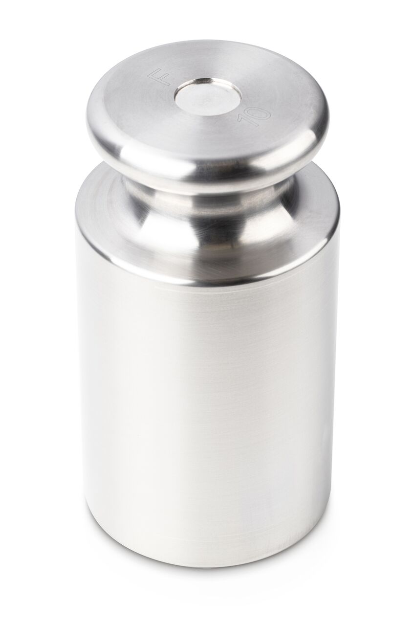 Einzelgewicht in Knopfform auf weißem Hintergrund. Das Gewicht ist Silber.
