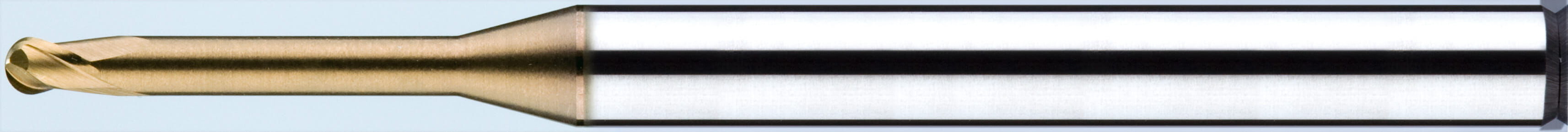 Seitlich liegender Radiusfräser auf weißem Hintergrund. Die Spitze ist dünn, abgerundet und kupferfarben.