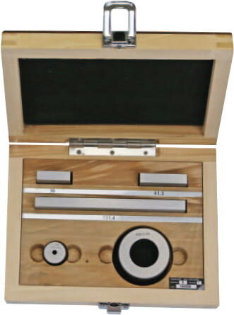 41,3/131,4 Kalibriersatz 3‑tlg., Einstellring 20 mm, Güte 2, in Kunststoffkiste - Metav IndustryLine